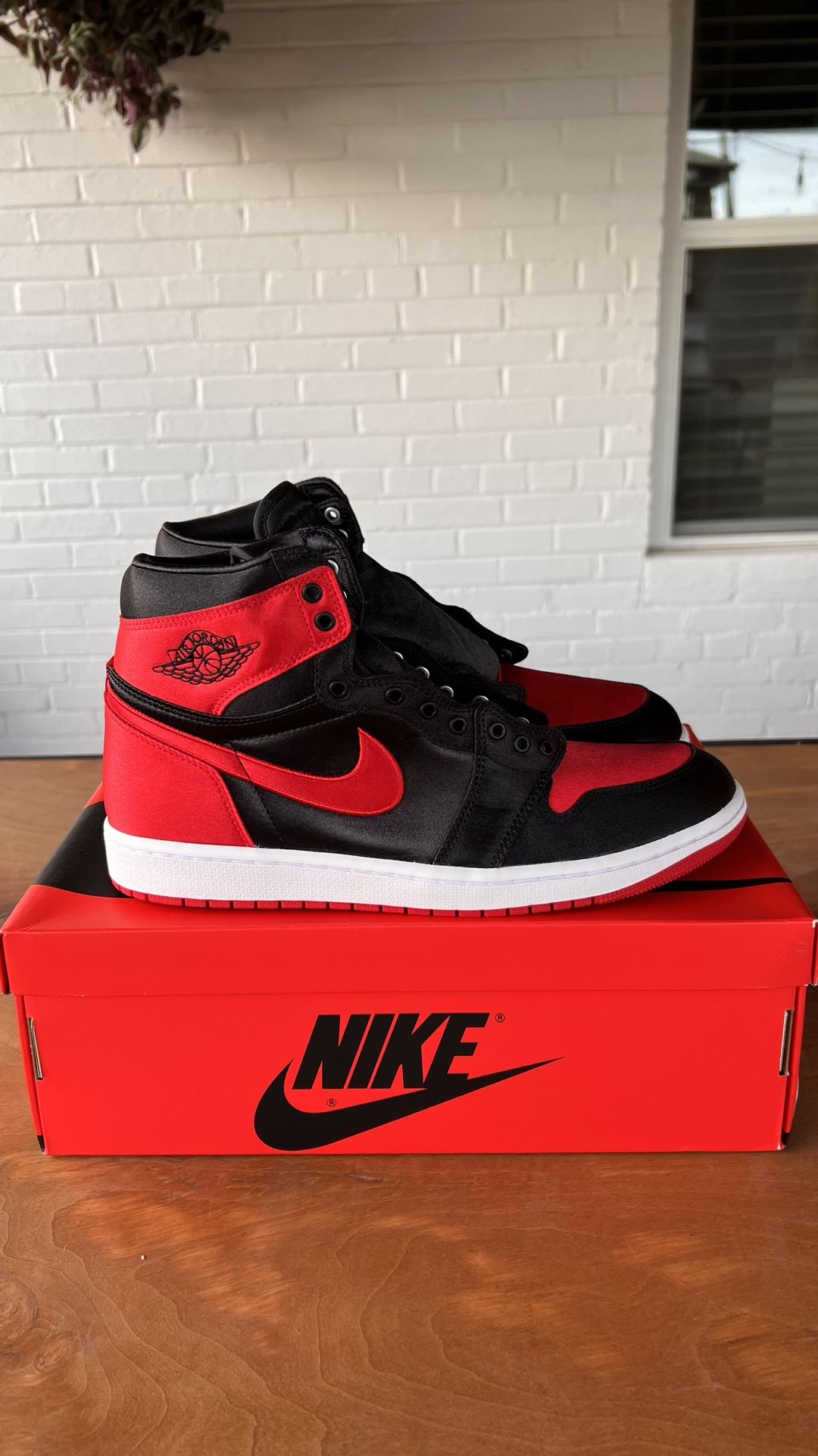 Jordan High OG Satin Bred – Classic Grail 🔥