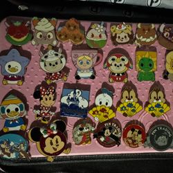 Disney Pins Please Read Description 