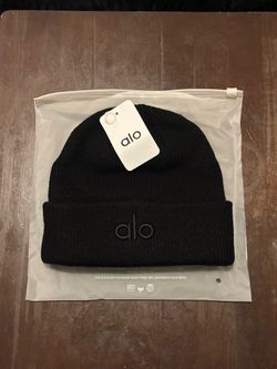 Brand New! Alo Yoga black ribbed knit beanie in black with black embroidered “alo” logo