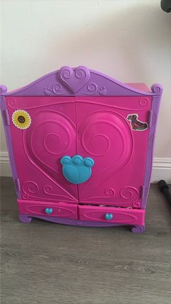 Build a bear closet