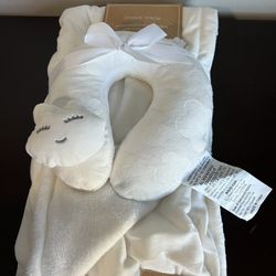 Car Seat Head Rest & Blanket 