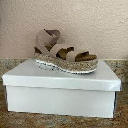 Steve Madden Sandals - Size 9