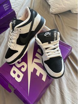 Nike SB Dunk Low TIGHTBOOTH