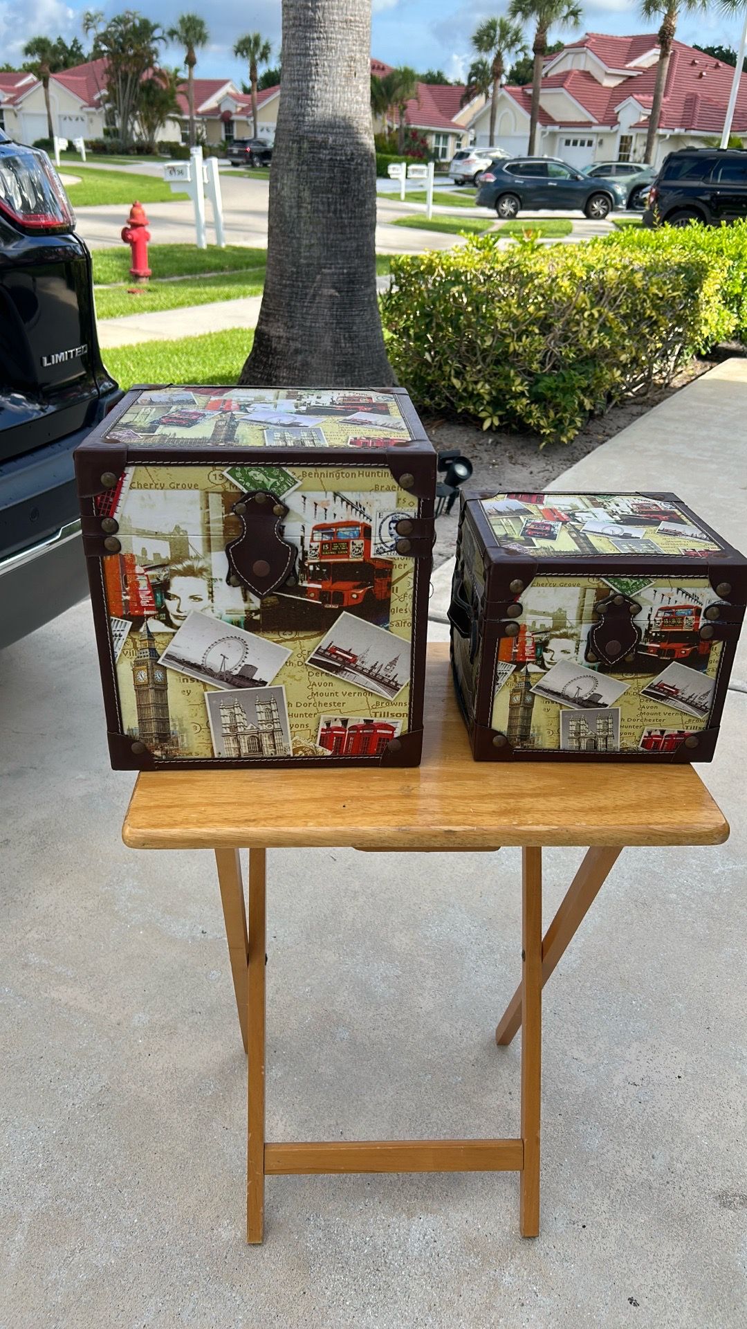 Decorative storage boxes