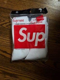 Supreme x Hanes Cushion Crew Socks 4-Pack