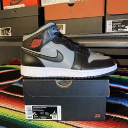 Jordan 1 Mid Shadow Size 6Y
