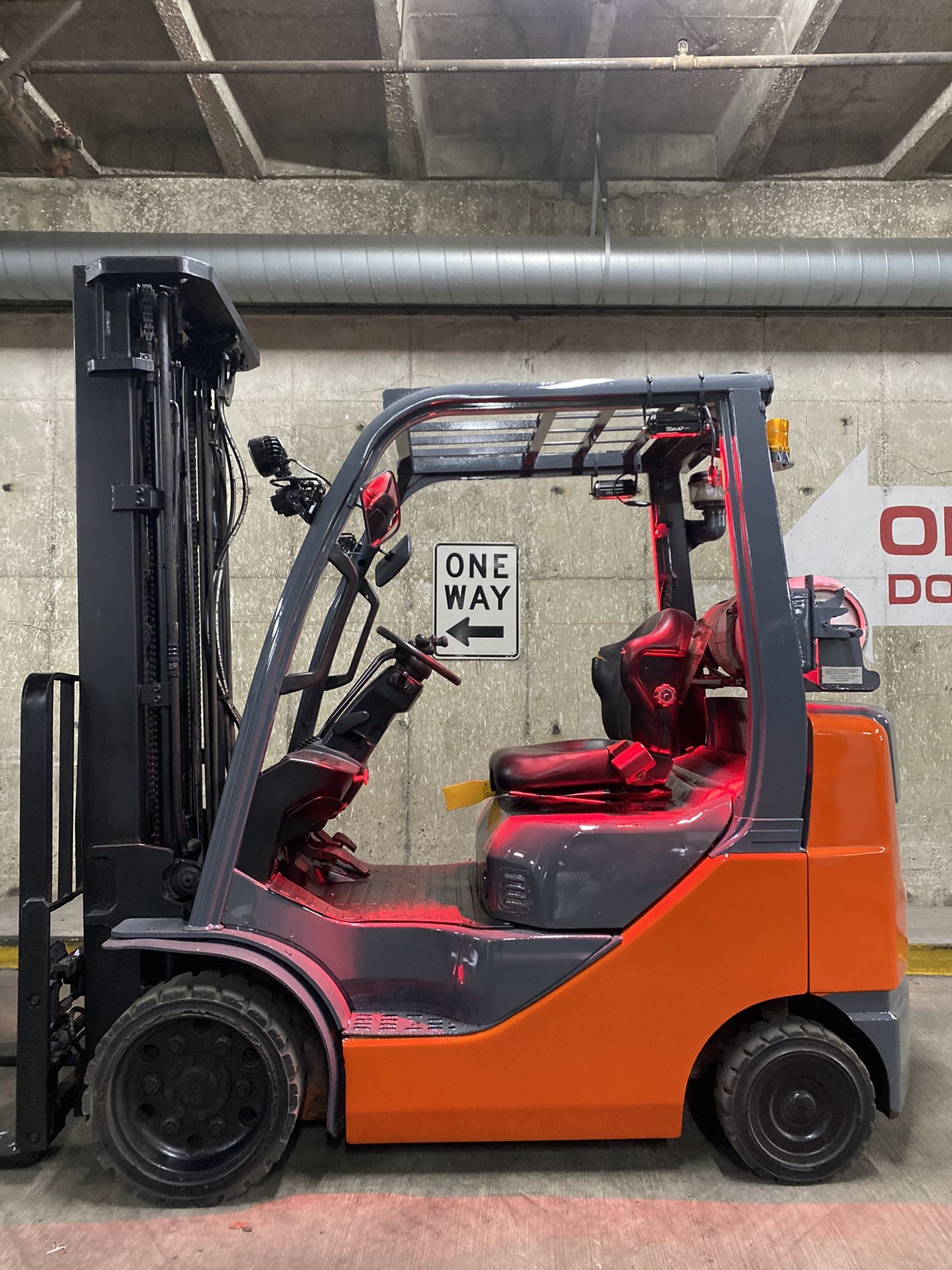 2021 TOYOTA M8 forklift for sale 
