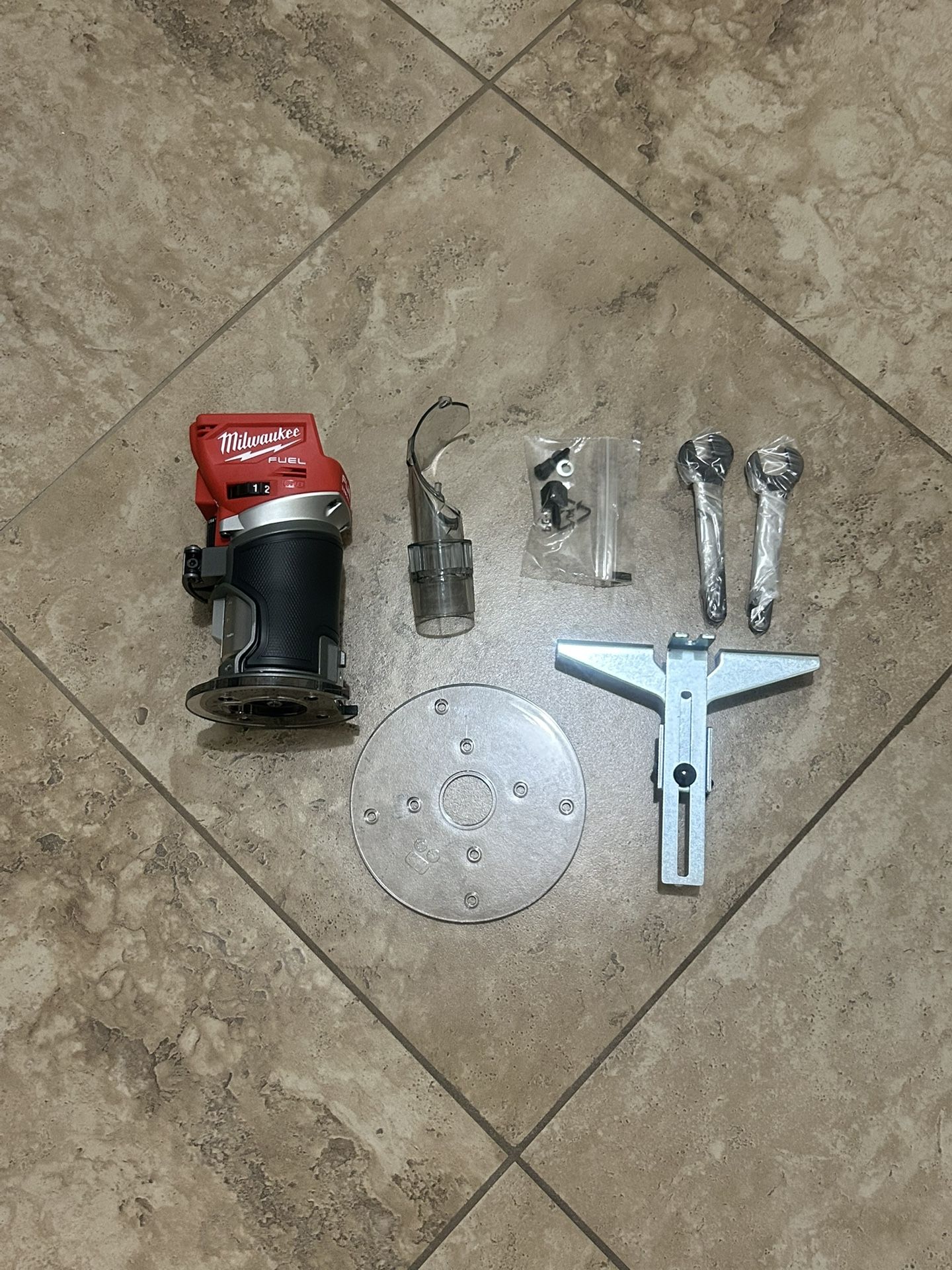 Milwaukee M18 FUEL Compact Fixed Base Router (tool Only)
