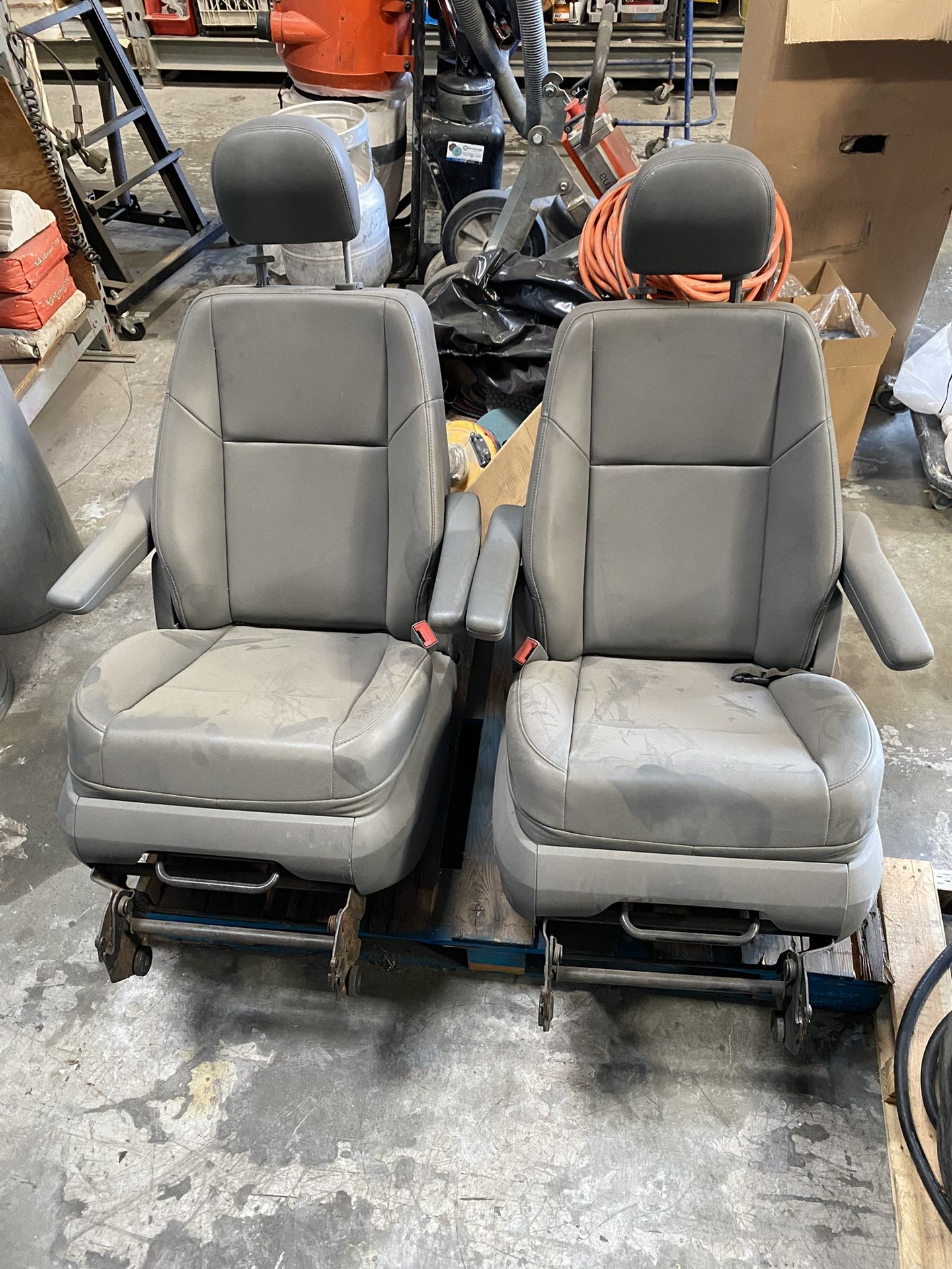Volkswagen Routan Van Back Seats