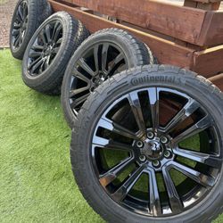 GMC/Chevy 22” Wheels 