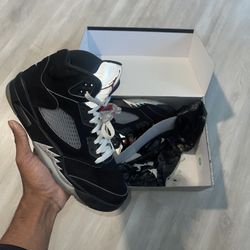 Jordan 5 Black Metallic  