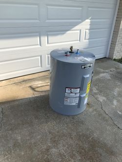 ELECTRIC 50 GAL WATER HEATER