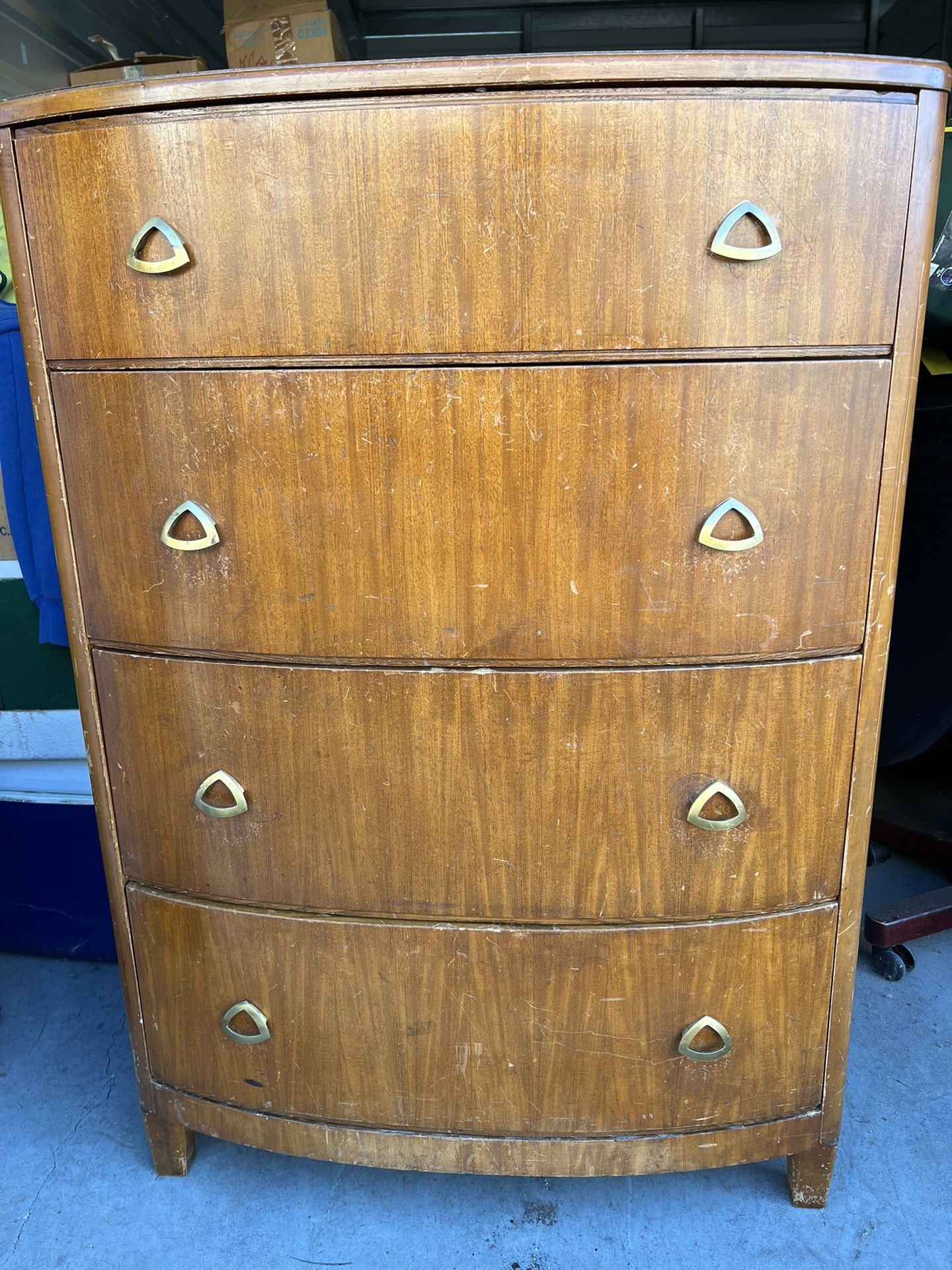 CIRCA 1920 ANTIQUE SHOWER BROTHERS DRESSER