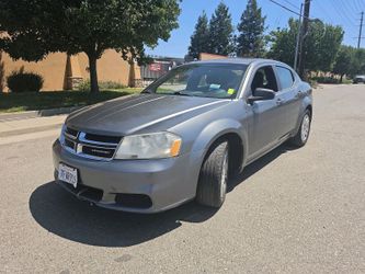Dodge avenger 2012 clean title smogged today