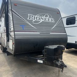 Pioneer 25 Ft