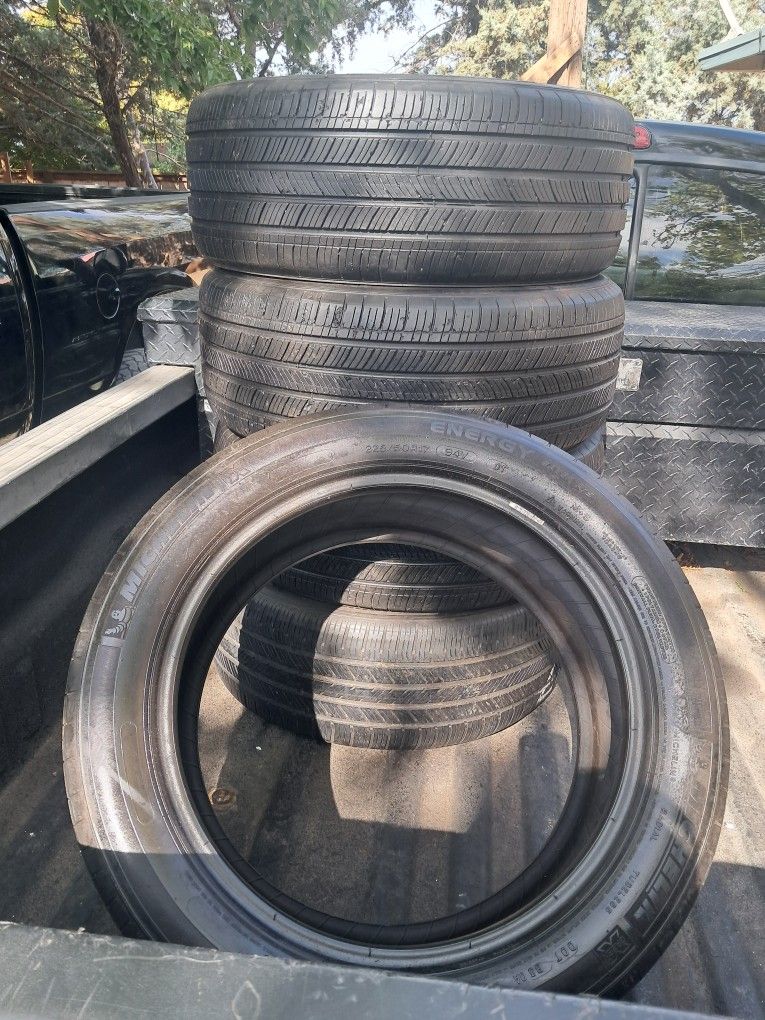Set Of 4 Michelin Tires