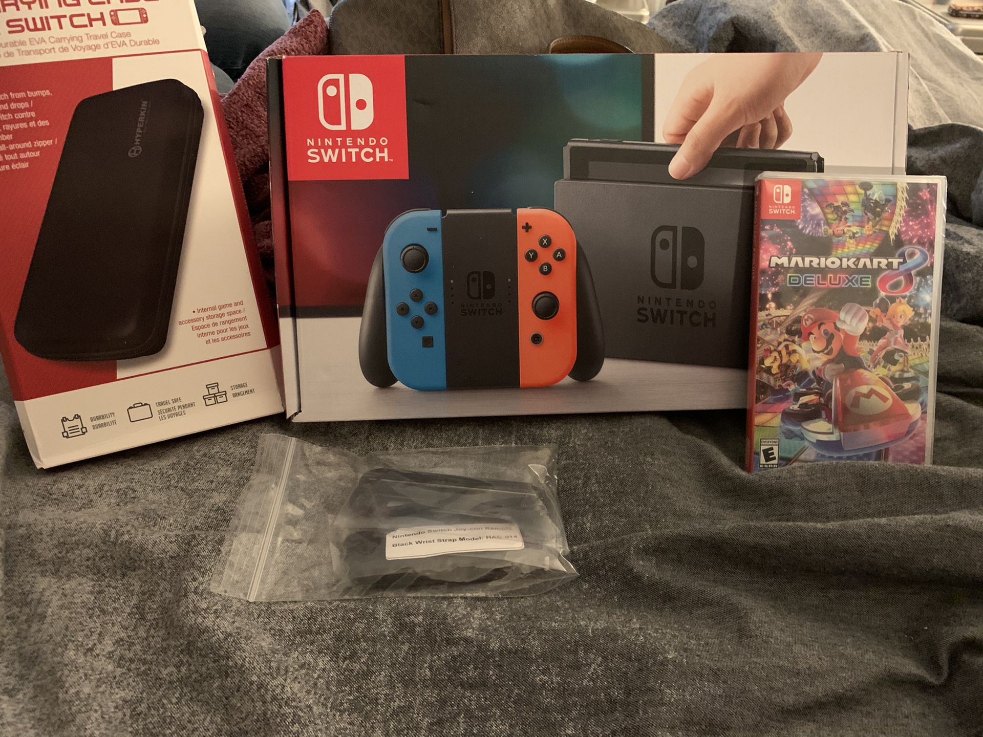 Nintendo Switch “Bundle New in Box” with Mario Kart 8 & Hard Shell Case