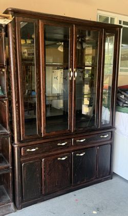 China Cabinet/ Chinero