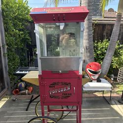 Pasadena Popper OldSchool Popcorn Machine. Missing a glass panel on the front. Other than that condition is good