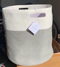 NEW With Tags Retired Pottery Barn Canvas Colorblock Tote/ Toy Dump Decorative Basket $60
