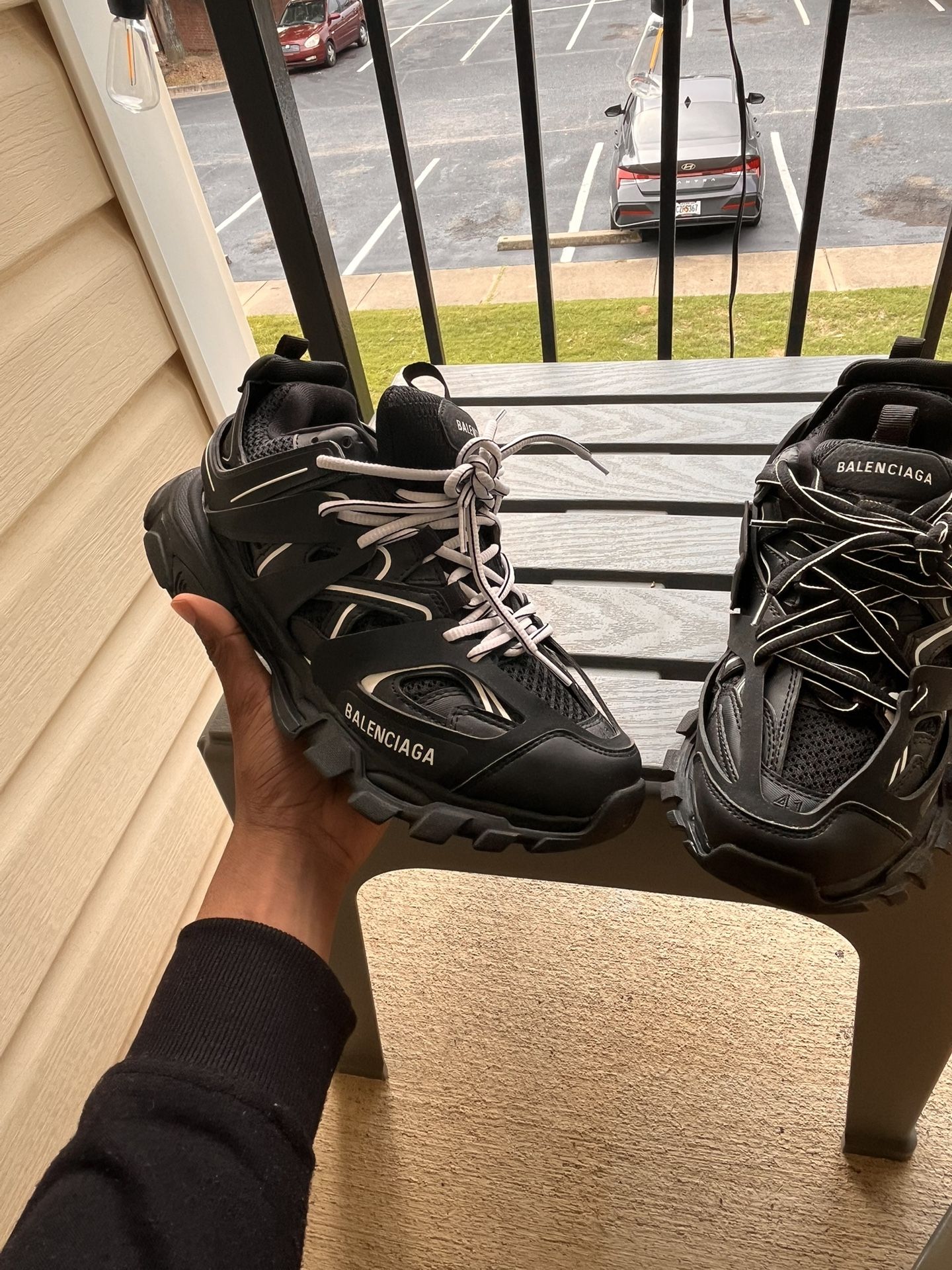 Balenciaga Track & Lv Beanie