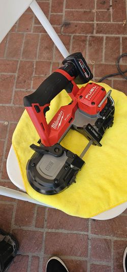 Milwaukee m12 band saw
