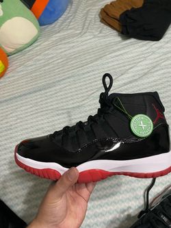 Air Jordan 11 Retro Bred Sneaker
