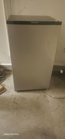 Refrigerator 3.5 Ft