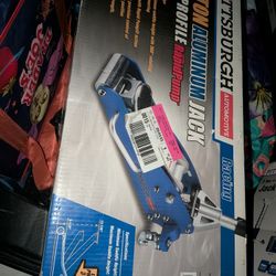 1.5 Ton Aluminum Harbor Freight Low Profile Jack New