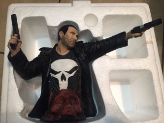 The Punisher Resin Bust * Sculpted by Gabriel Márquez * 1847 of 5000. *OBO*