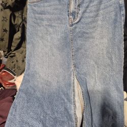 HABITUAL JEAN SKIRT SIZE 4/27. USED