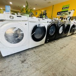 Refrigerator✅ Stove✅ Washer✅ And Dryer 