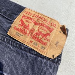 Levis 501s Black