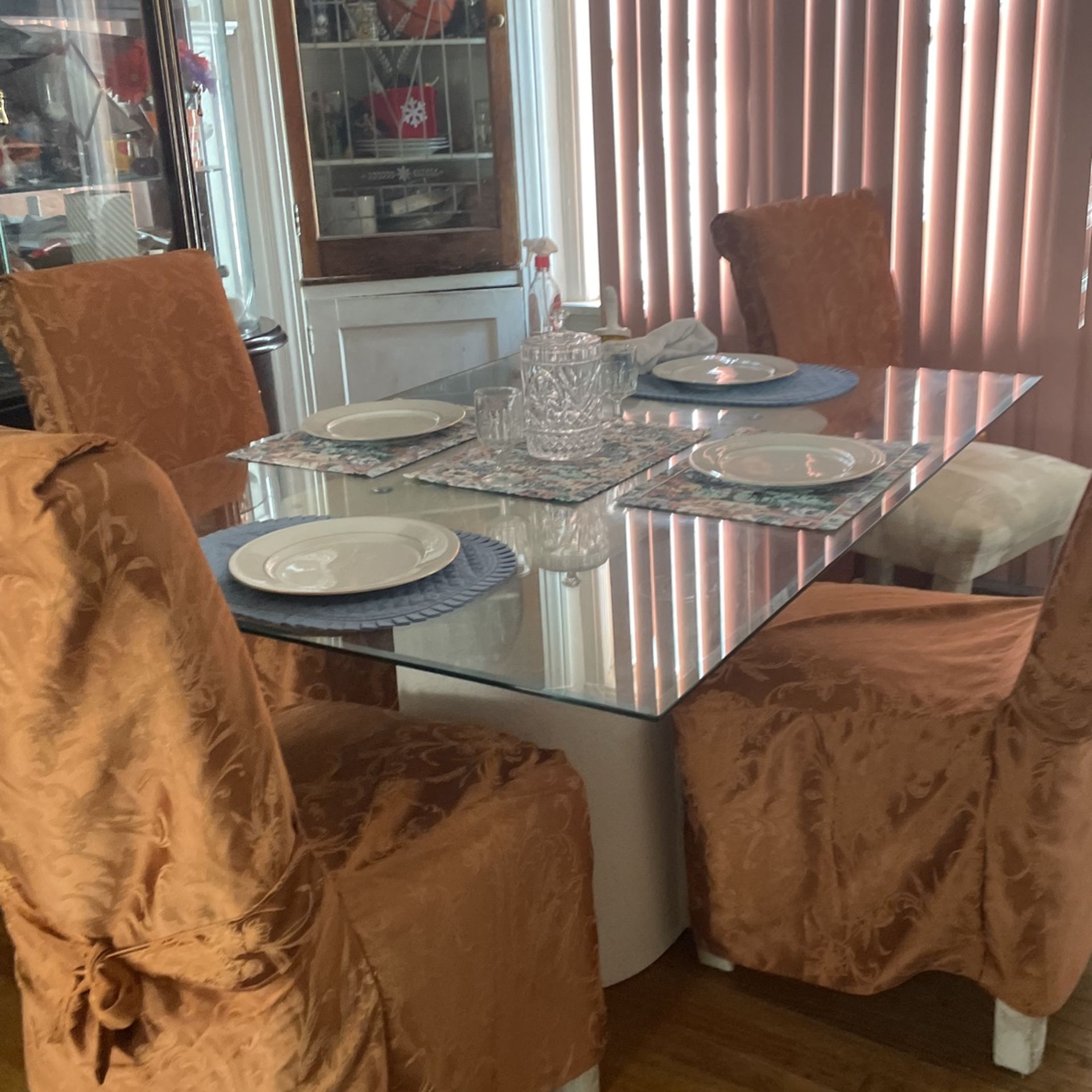 For Sale Dinning Room Set Plus Three Tables End