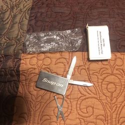 Snap on stainless steal money clip