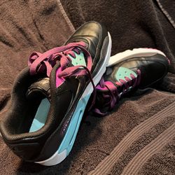 Nike Air Max 90’s! Boys Size 7