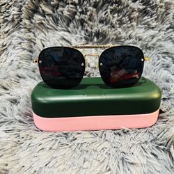 Round Black Sunglasses 