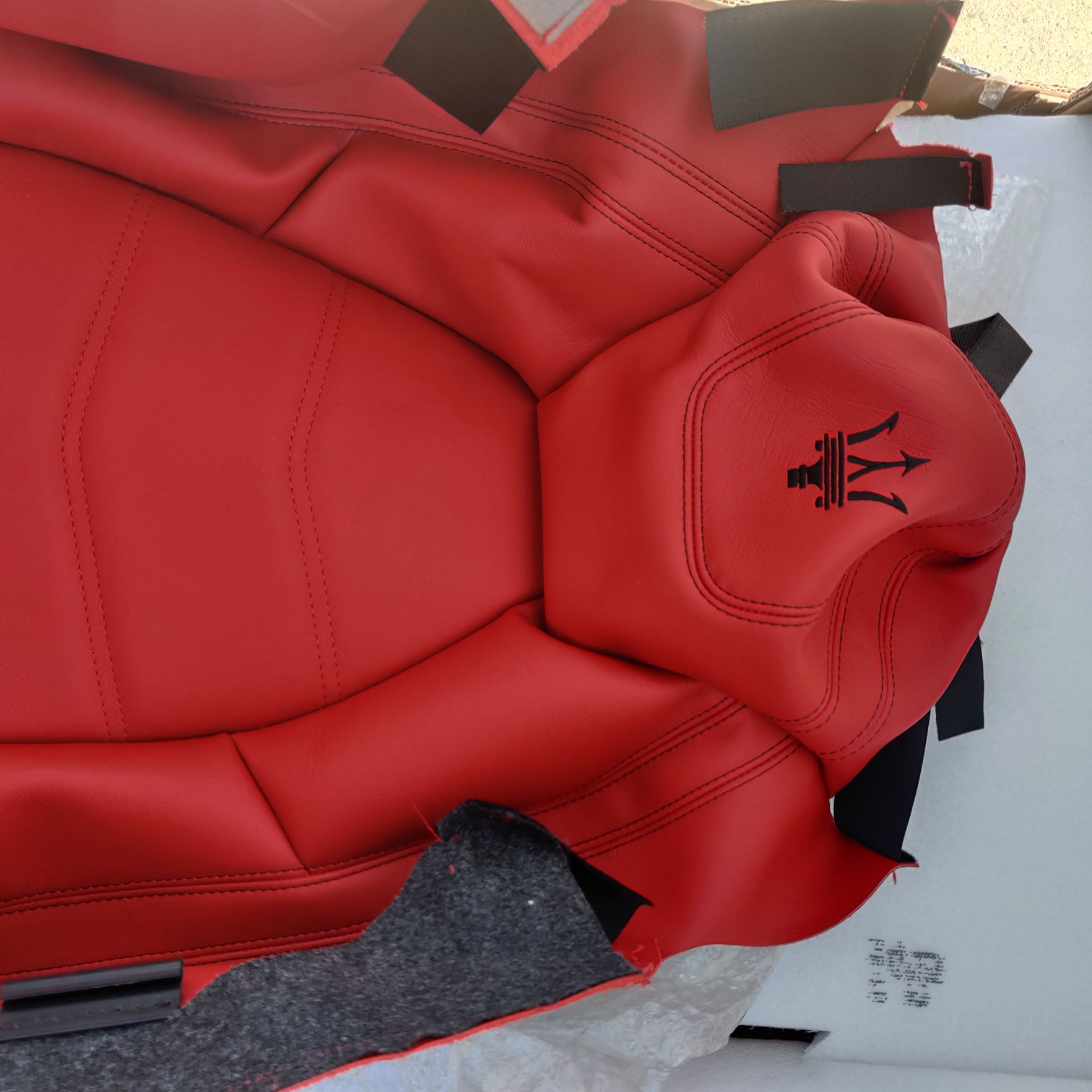 maserati seat cove info in the pictures label