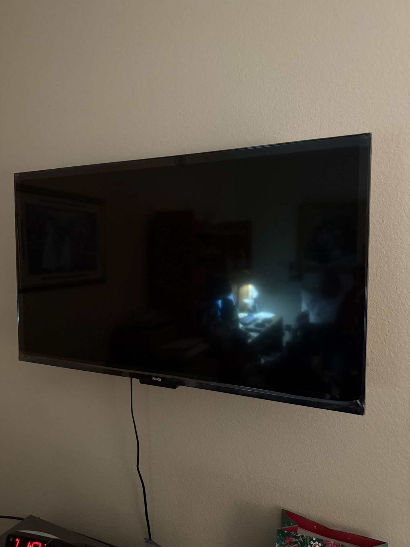 TV 