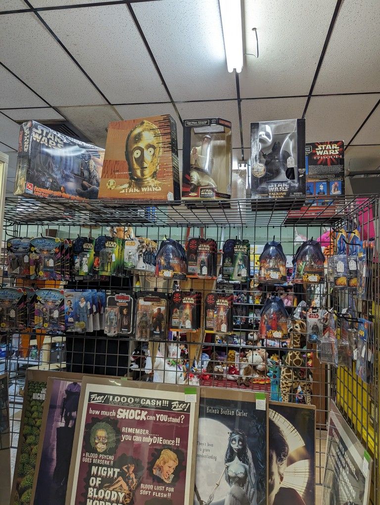 Antiques, Furniture, Vintage, Clothing