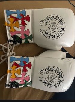 Boxing gloves
