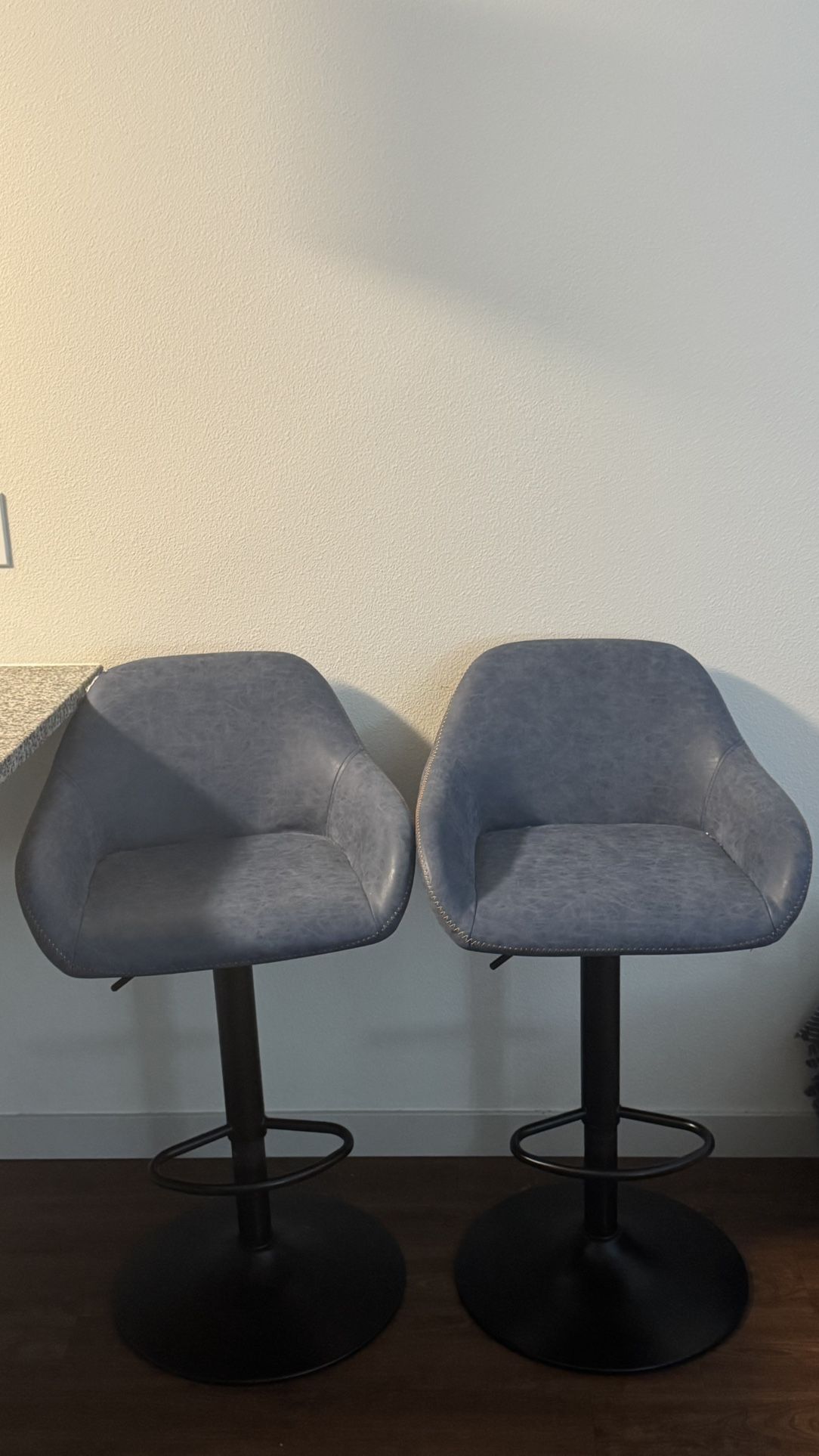 Dining Swivel Chair 