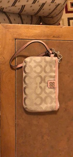 Wristlet