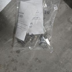 Front Brakepad Hardware