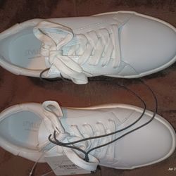 Memory Foam Sneakers 