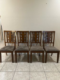 Dinning Table Chairs of 4