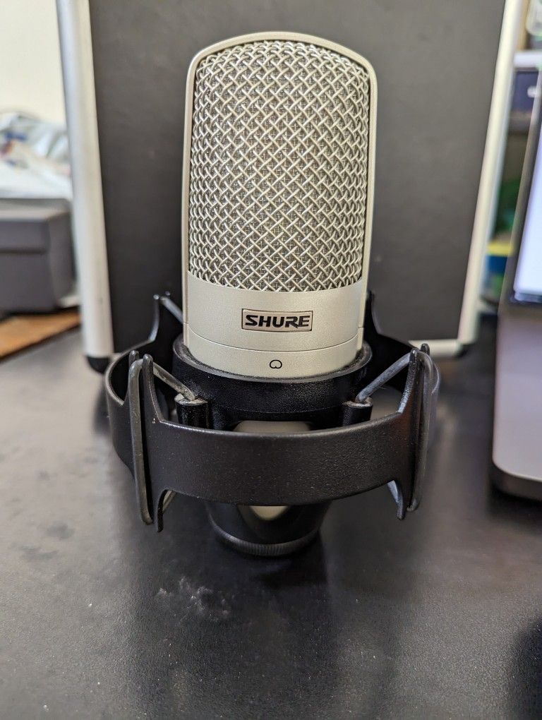 Shure KSM27 Microphone & Shock mount