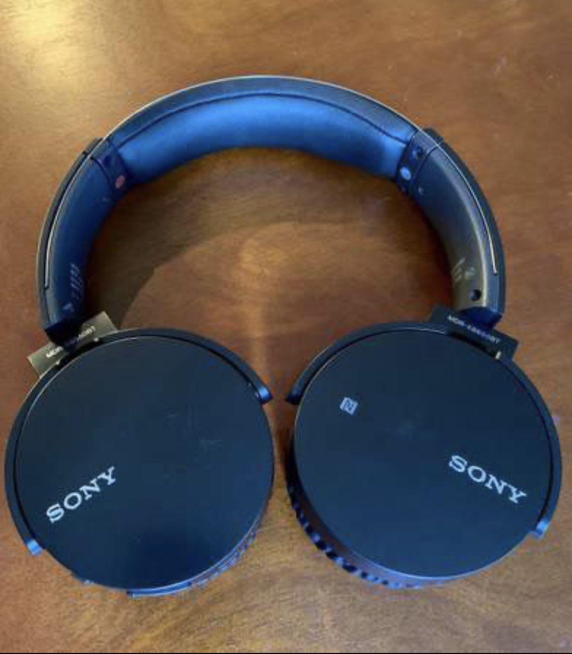 Bluetooth Wireless Sony Headphones - matte black