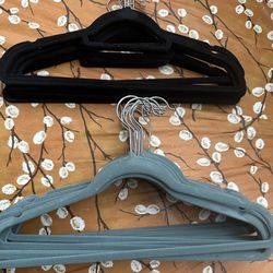 Velvet Cloth Hangers 