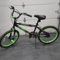 Razor Highroller FS20 BMX Kids Dirt Bike with Adjustable Seat for Kids Ages 6 And Up